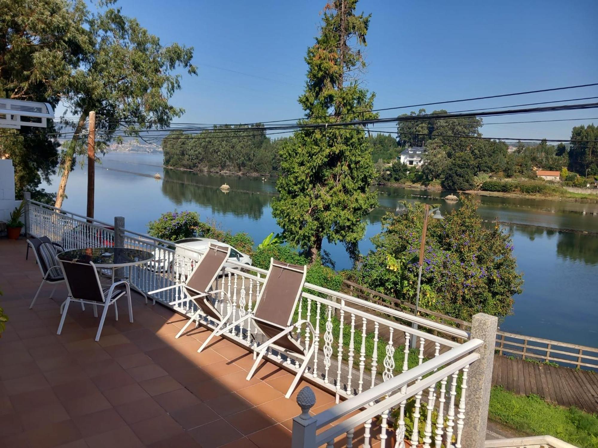 La Portela Riverside Redondela Exterior photo